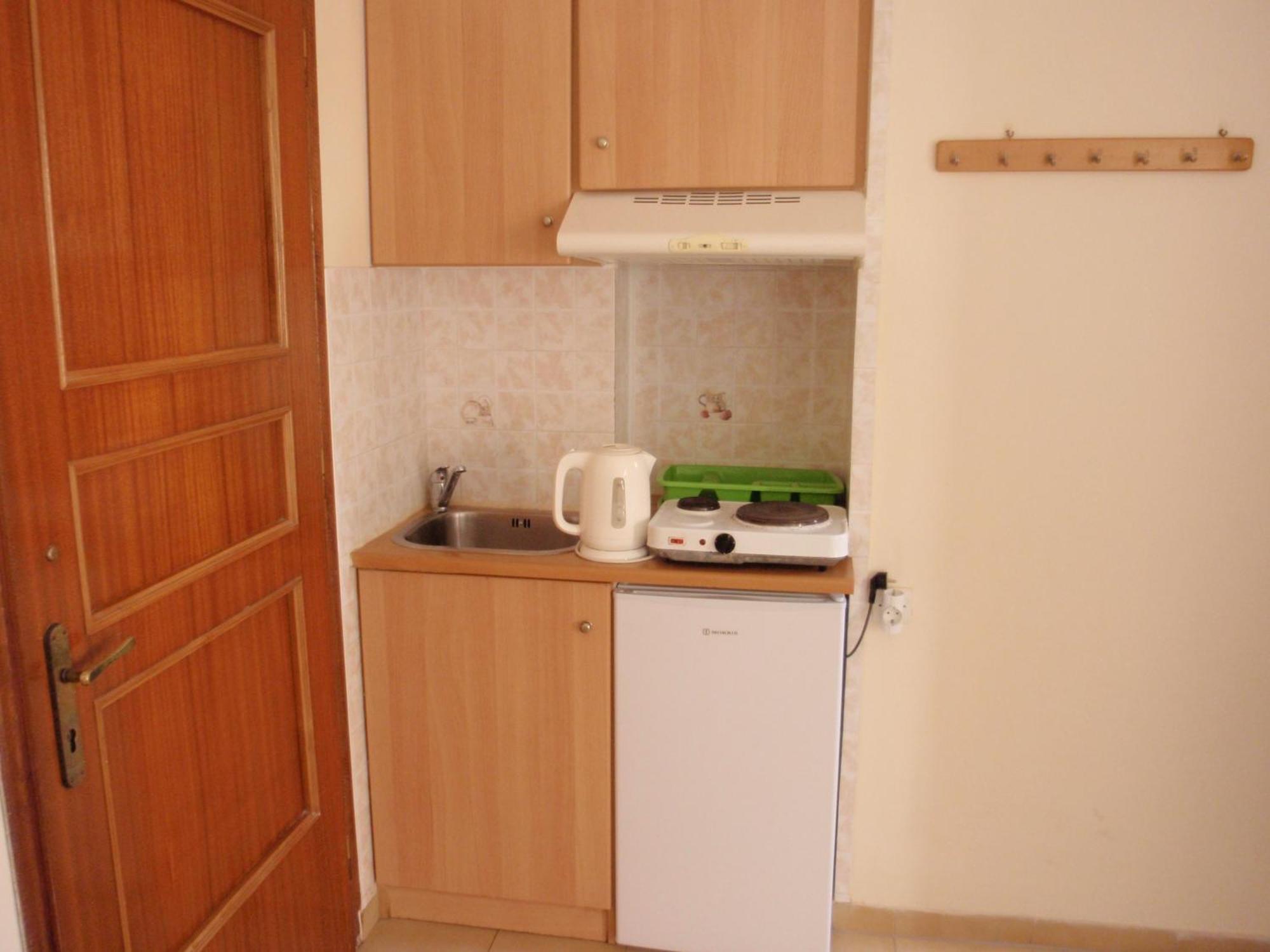Vazakas Rooms Митилини Экстерьер фото