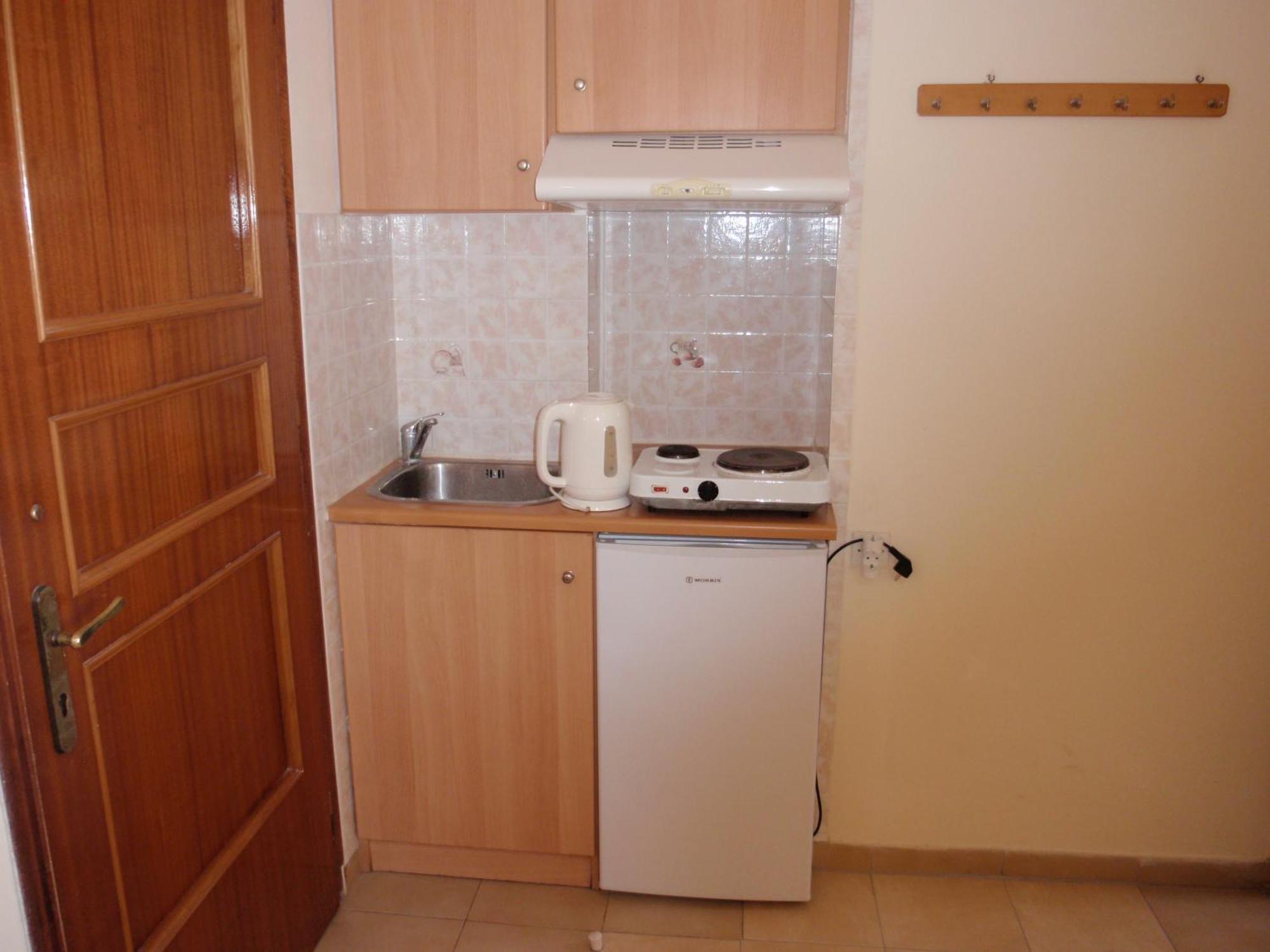 Vazakas Rooms Митилини Экстерьер фото